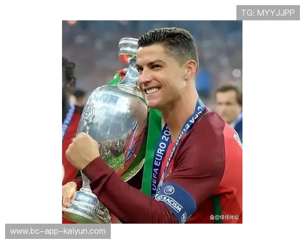 C罗向世界杯冠军发起冲击,誓言超越梅西完成逆袭 C罗向世界杯冠军发起冲击,誓言超越梅西完成逆袭