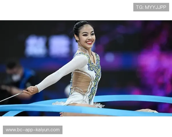 体操小将泪洒赛场：勇敢背后的无尽努力