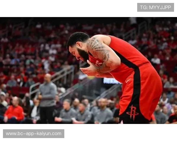 火箭瞄准欧文,范弗利特否决权成变数 火箭瞄准欧文,范弗利特否决权成变数