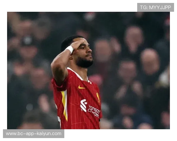 利物浦加克波头球压制感极强：从禁区到战场的攻防声线